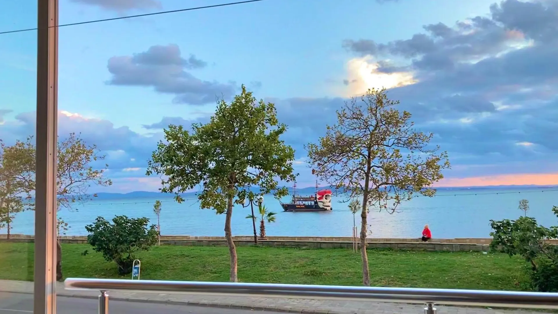 Sunset Yavorov Pomorie Apartment