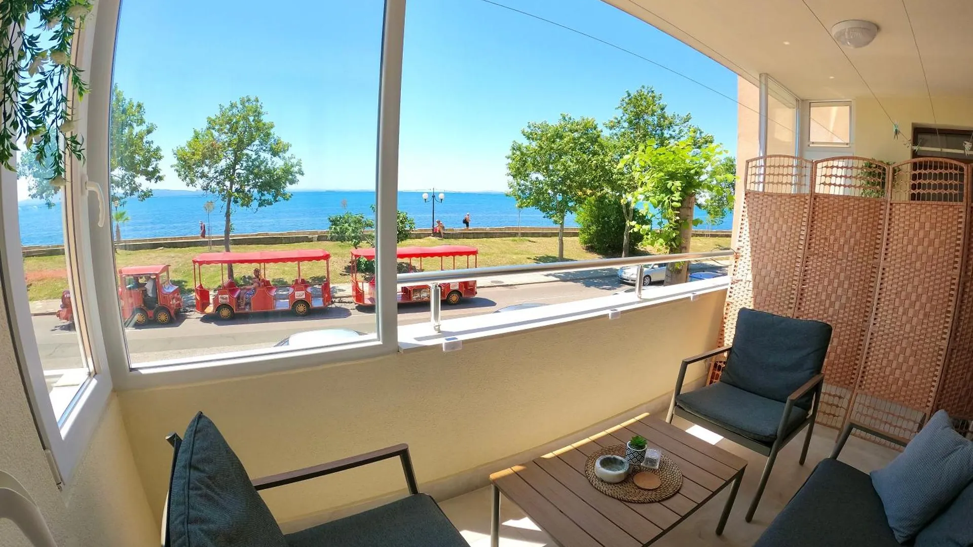 Sunset Yavorov Pomorie Apartment